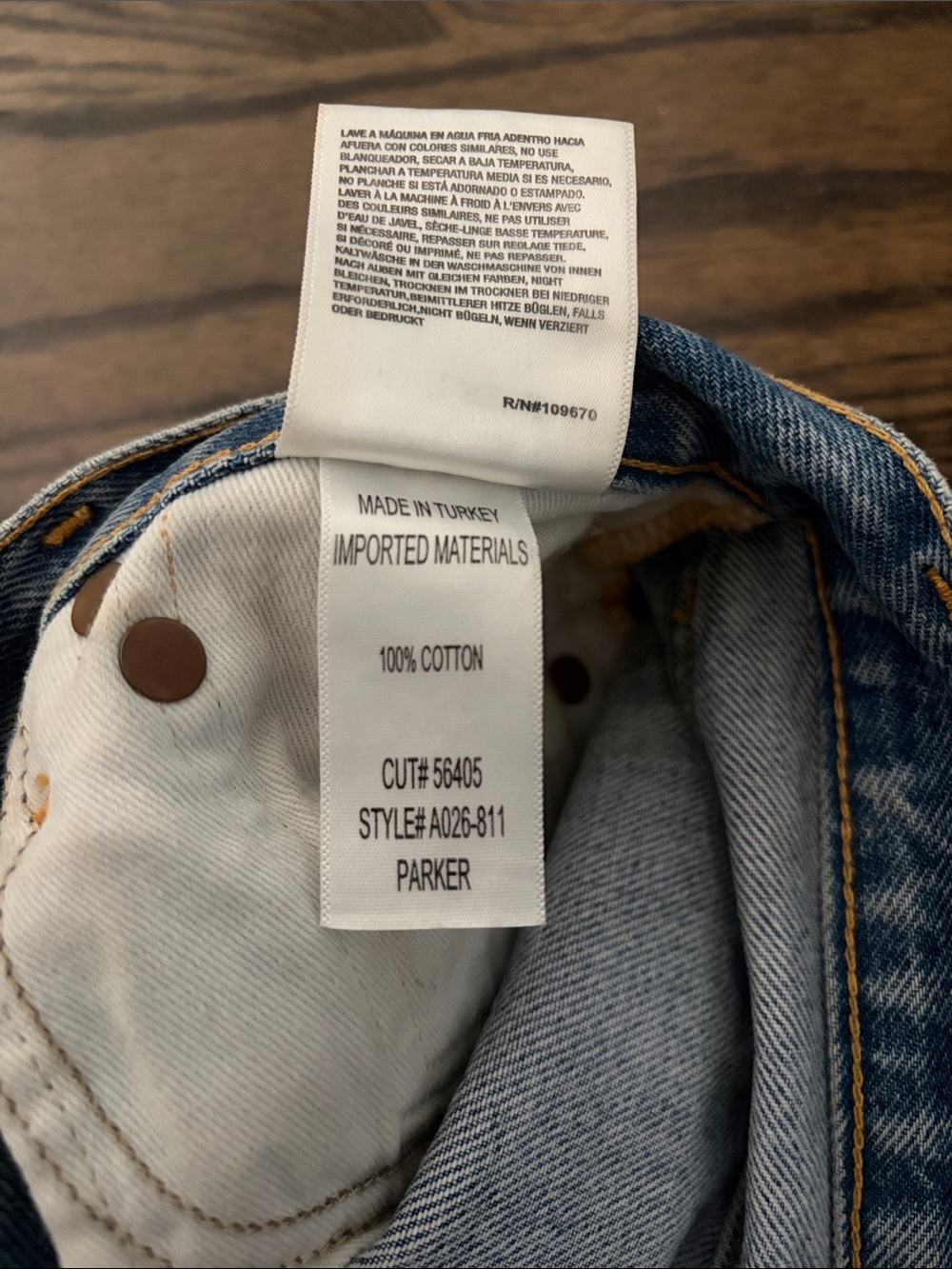 Agolde Parker Vintage Cutoff Denim Shorts in color Swapmeet - Picture 4 of 6
